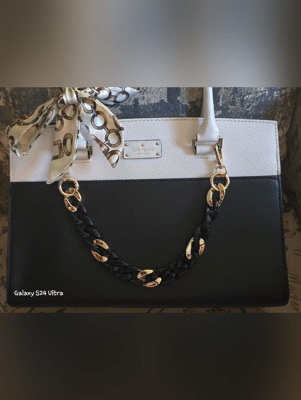 Kate Spade Grove Street Caley Leather Satchel In GUC w/ Scarf/ Purse Necklace